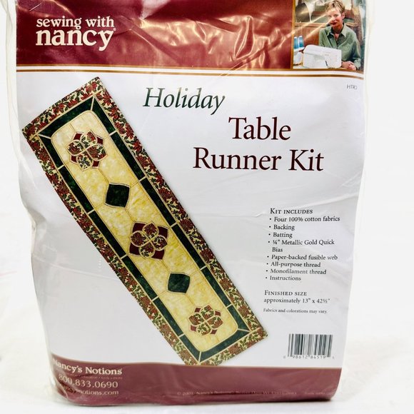 Rare Sewing with Nancy Holiday Table Runner Kit - NOS (2005) - Picture 1 of 8